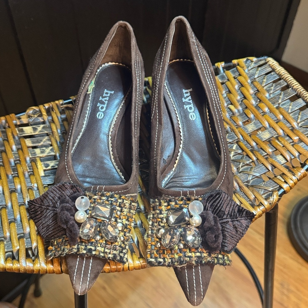 Hype Kitten Heel Sarafina Sz 6.5 Leather Embellished Brown